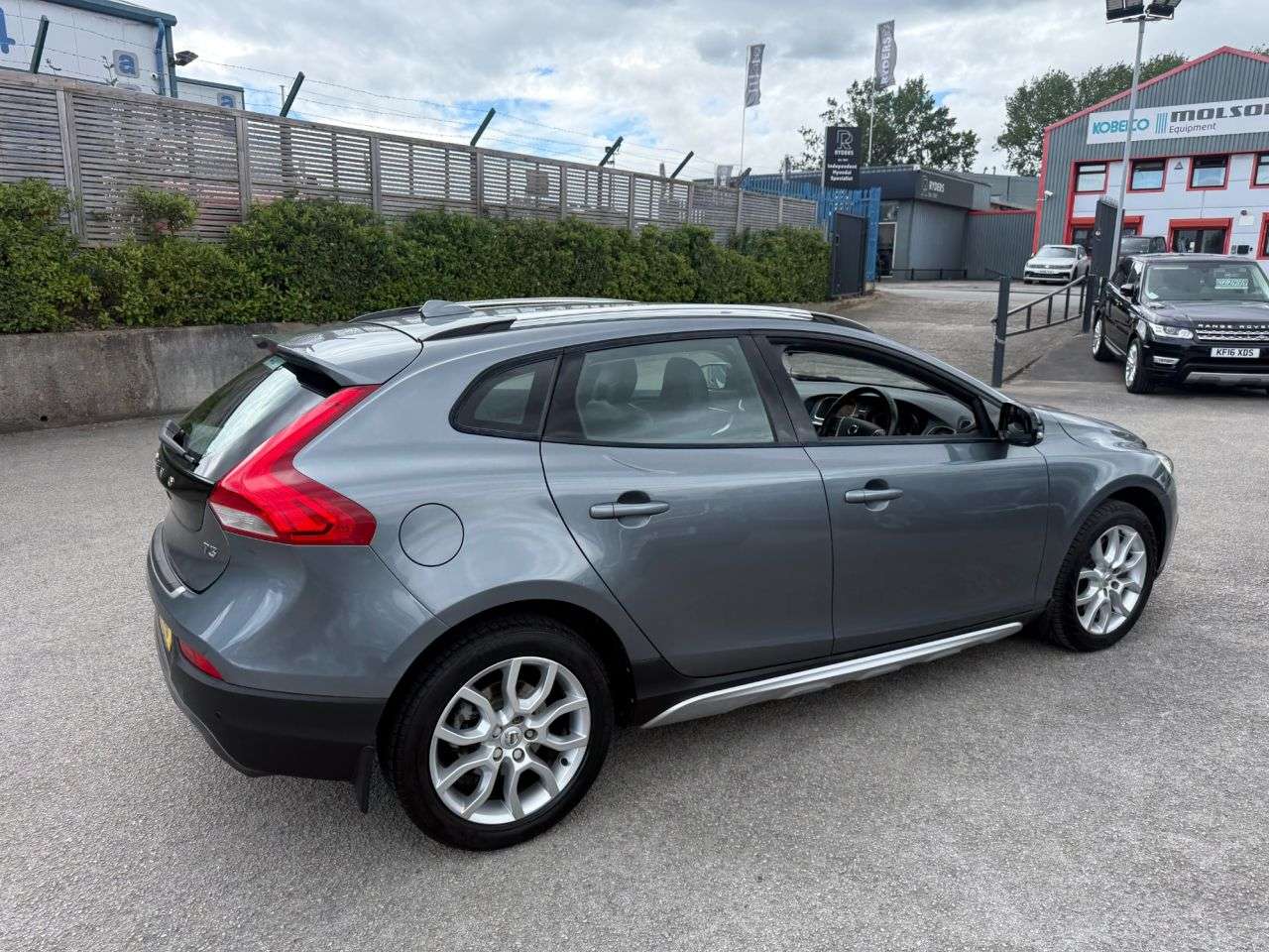 2017 VOLVO V40 CROSS COUNTRY 2017 VOLVO V40 CROSS COUNTRY