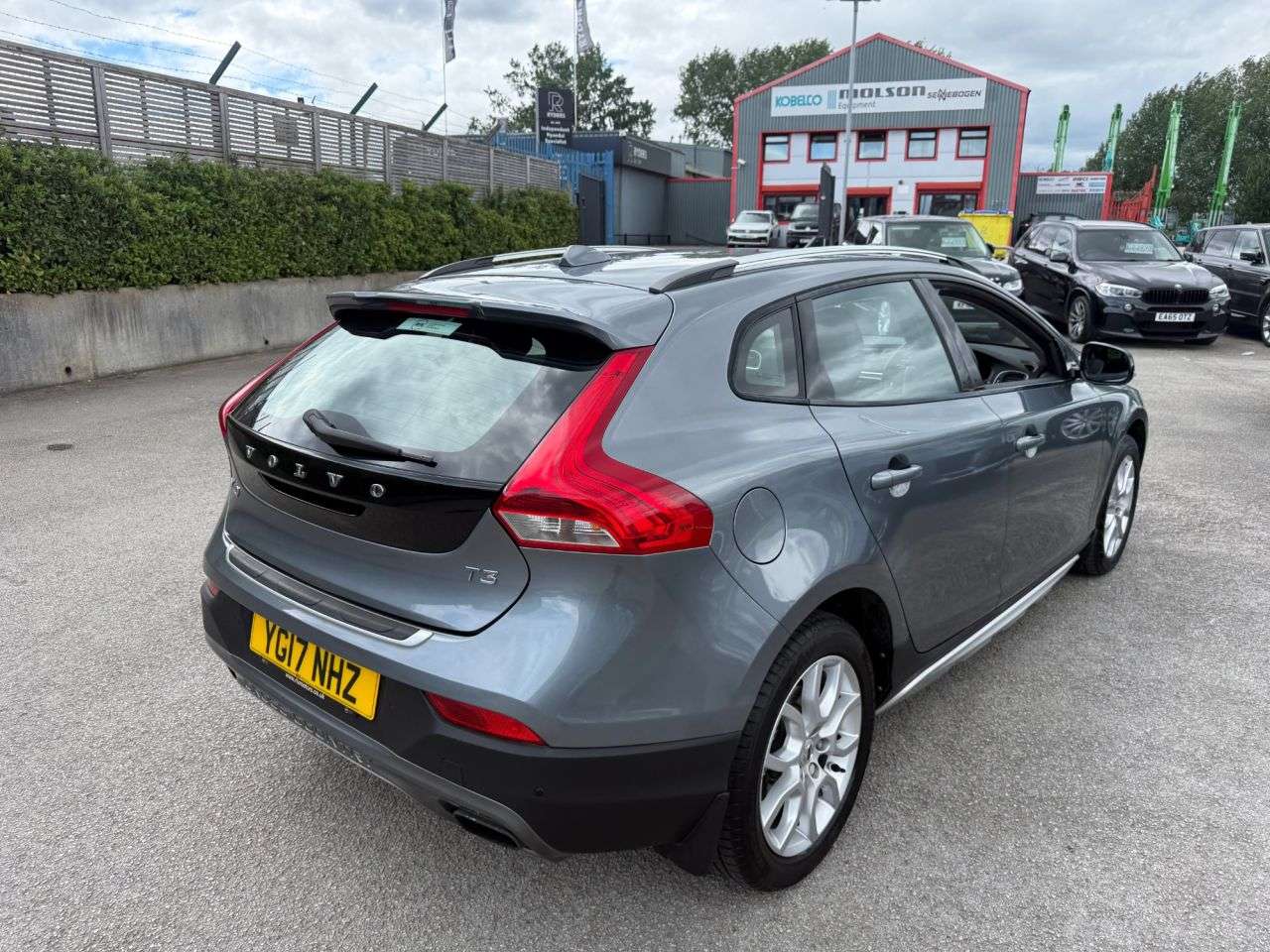 2017 VOLVO V40 CROSS COUNTRY 2017 VOLVO V40 CROSS COUNTRY