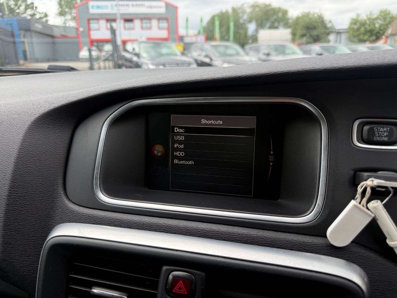 2017 VOLVO V40 CROSS COUNTRY 2017 VOLVO V40 CROSS COUNTRY