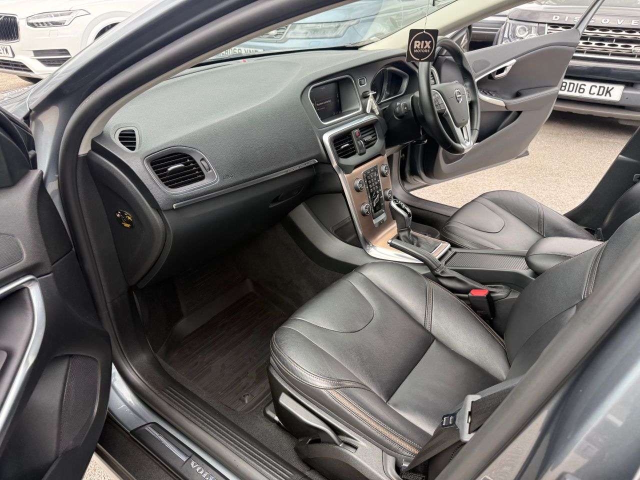 2017 VOLVO V40 CROSS COUNTRY 2017 VOLVO V40 CROSS COUNTRY