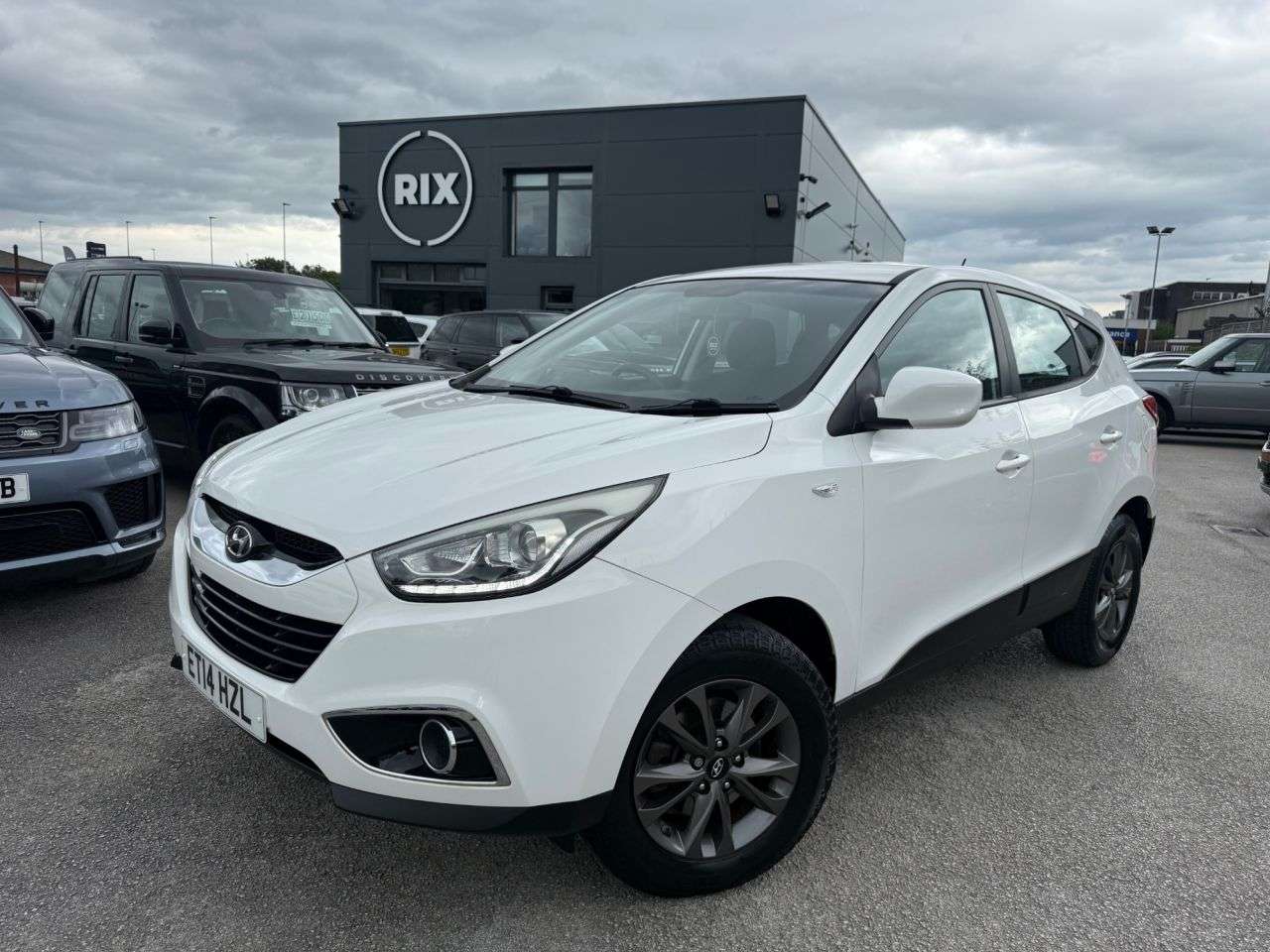 A 2014 HYUNDAI IX35 1.7 CRDi S SUV 5dr Diesel Manual Euro 5 (s/s) (115 ps) A 2014 HYUNDAI IX35 1.7 CRDi S SUV 5dr Diesel Manual Euro 5 (s/s) (115 ps)