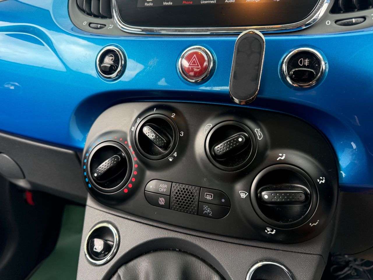 2017 FIAT 500 2017 FIAT 500