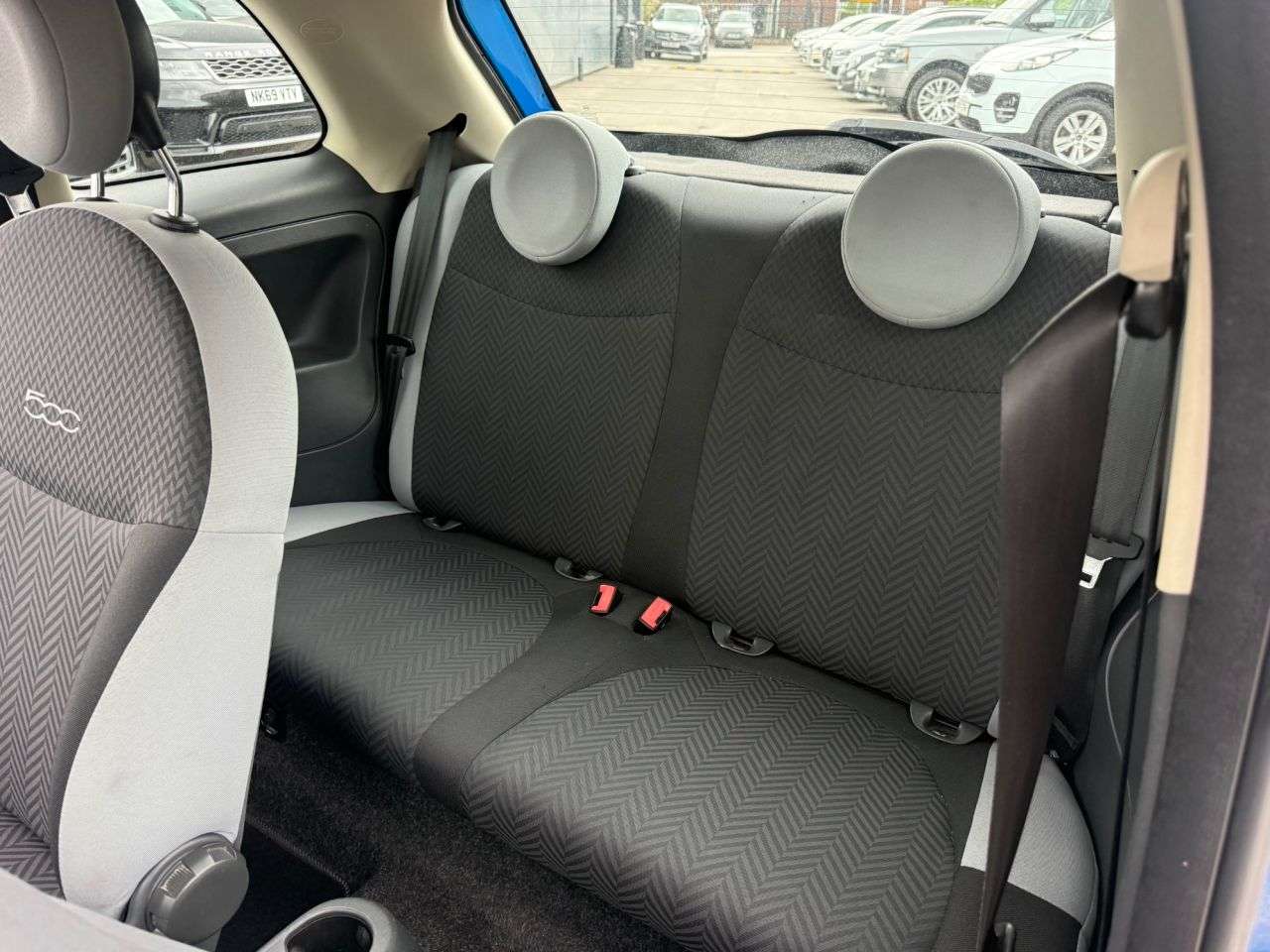 2017 FIAT 500 2017 FIAT 500