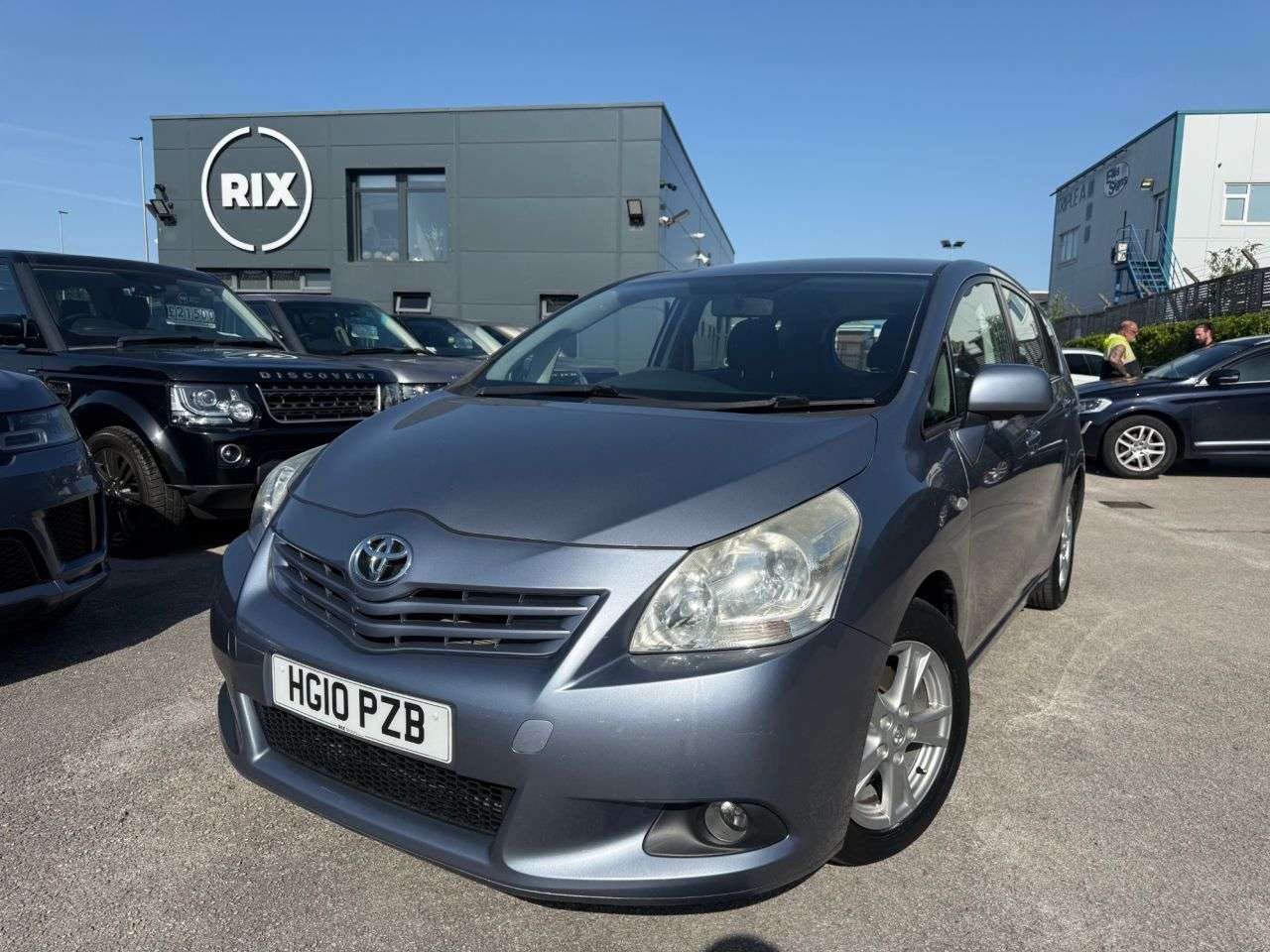 A 2010 TOYOTA VERSO 2.0 D-4D TR MPV 5dr Diesel Manual-7 SEATS A 2010 TOYOTA VERSO 2.0 D-4D TR MPV 5dr Diesel Manual-7 SEATS