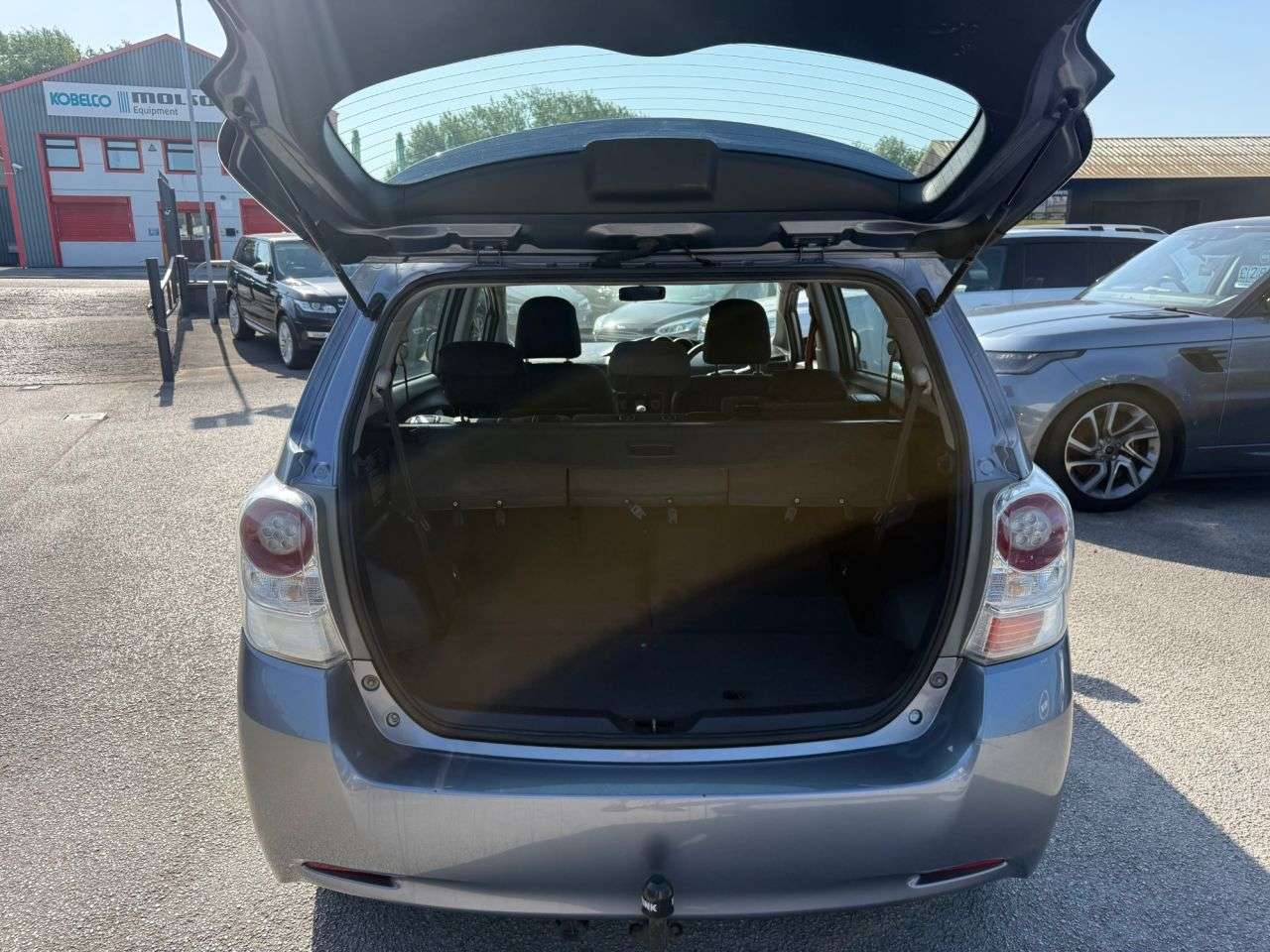2010 TOYOTA VERSO 2010 TOYOTA VERSO