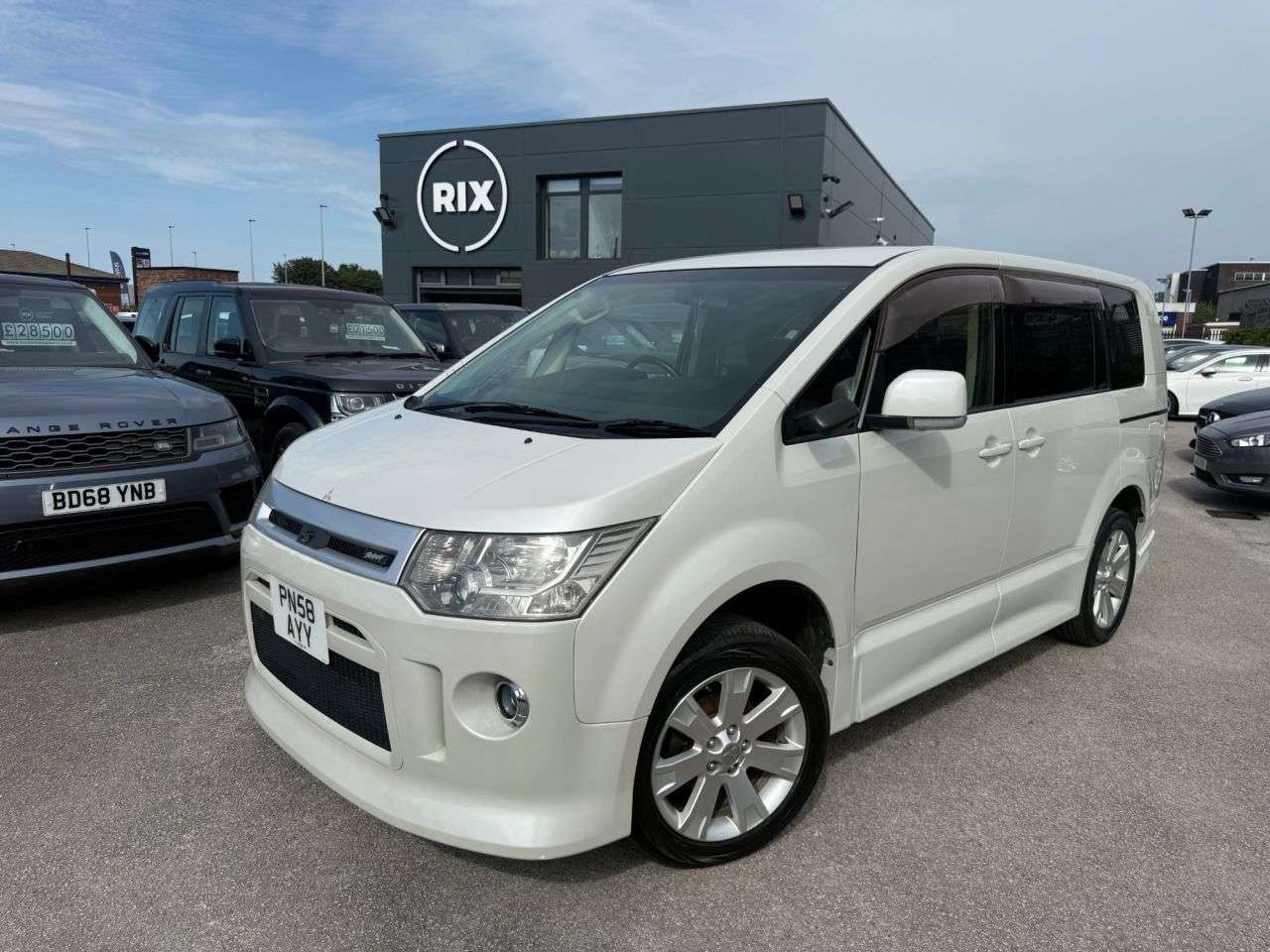 A 2008 MITSUBISHI DELICA Mitsubishi Delica 2.4L A 2008 MITSUBISHI DELICA Mitsubishi Delica 2.4L