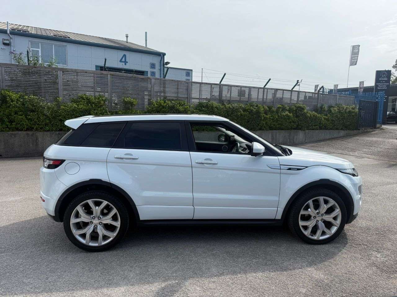 2015 LAND ROVER RANGE ROVER EVOQUE 2015 LAND ROVER RANGE ROVER EVOQUE