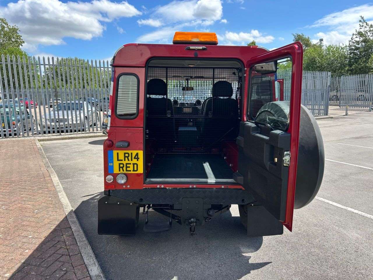 2014 LAND ROVER DEFENDER 90 2014 LAND ROVER DEFENDER 90