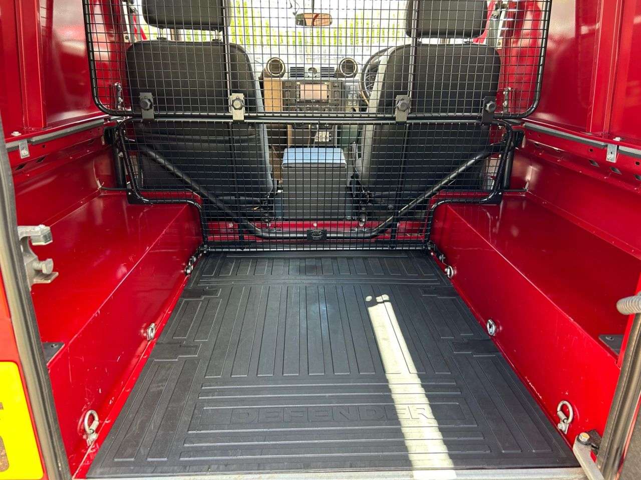 2014 LAND ROVER DEFENDER 90 2014 LAND ROVER DEFENDER 90