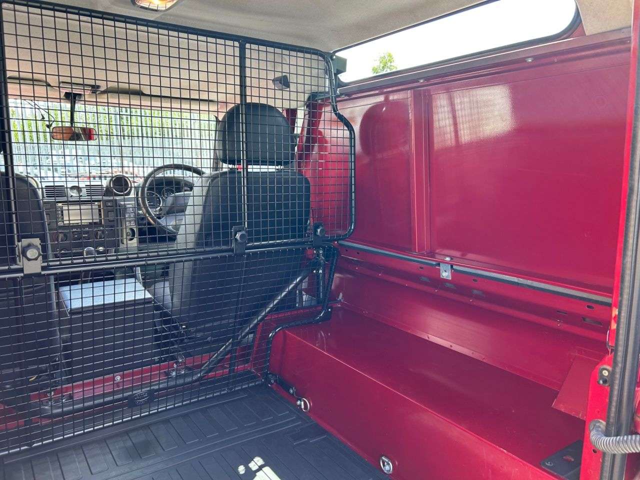 2014 LAND ROVER DEFENDER 90 2014 LAND ROVER DEFENDER 90