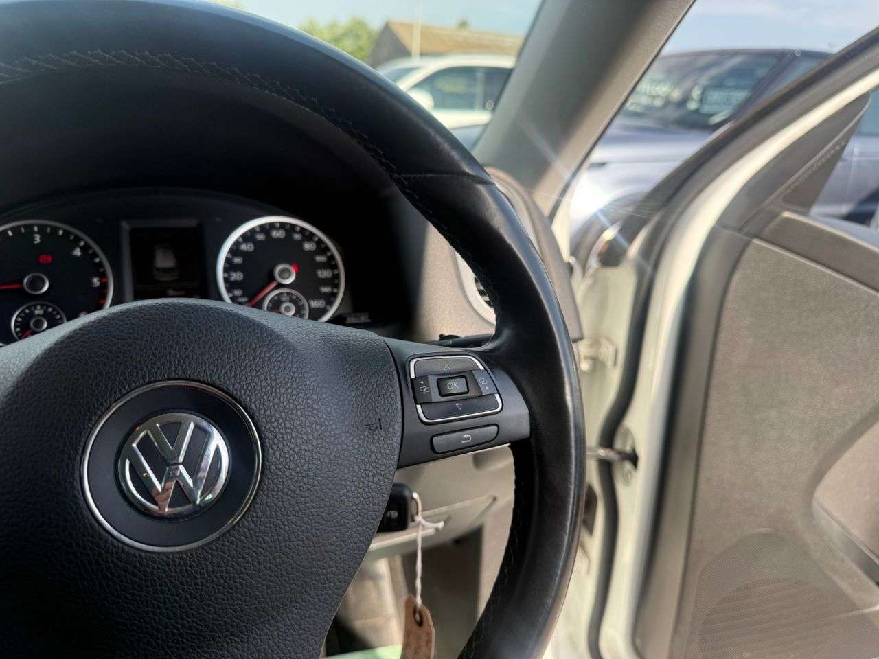 2015 VOLKSWAGEN TIGUAN 2015 VOLKSWAGEN TIGUAN