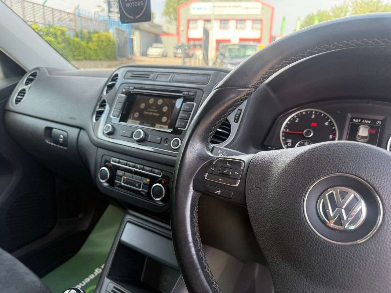 2015 VOLKSWAGEN TIGUAN 2015 VOLKSWAGEN TIGUAN