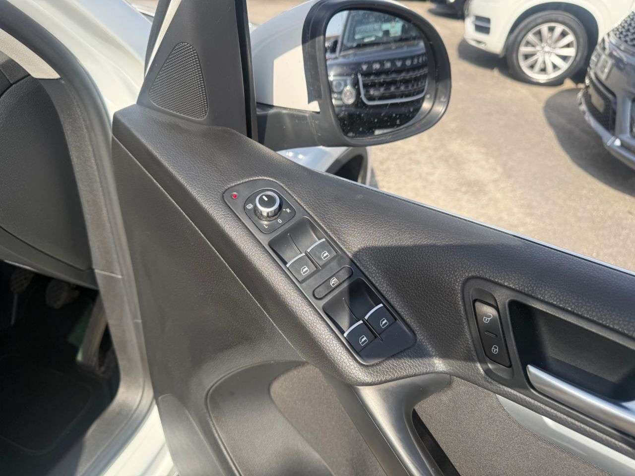 2015 VOLKSWAGEN TIGUAN 2015 VOLKSWAGEN TIGUAN