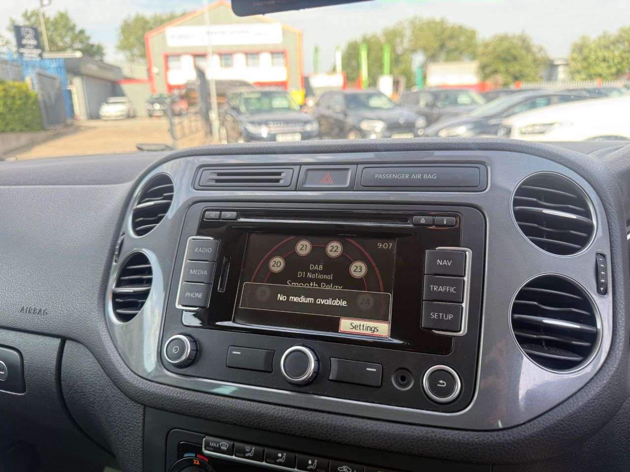 2015 VOLKSWAGEN TIGUAN 2015 VOLKSWAGEN TIGUAN