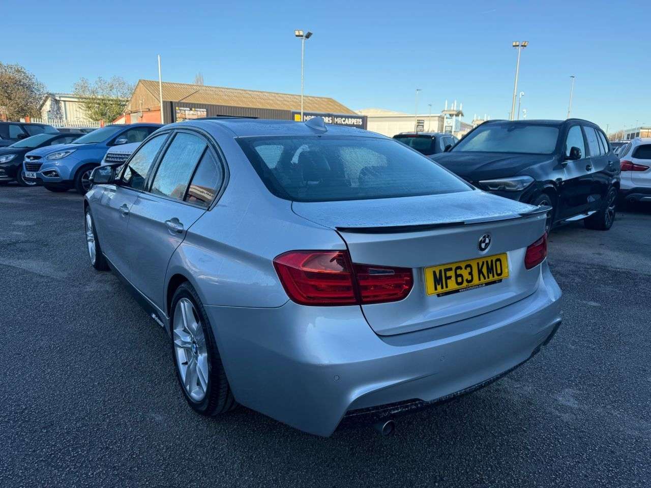 A 2013 BMW 3 SERIES 2.0 318d M Sport Saloon 4dr Diesel Manual Euro 5 (s/s) (143 ps) A 2013 BMW 3 SERIES 2.0 318d M Sport Saloon 4dr Diesel Manual Euro 5 (s/s) (143 ps)