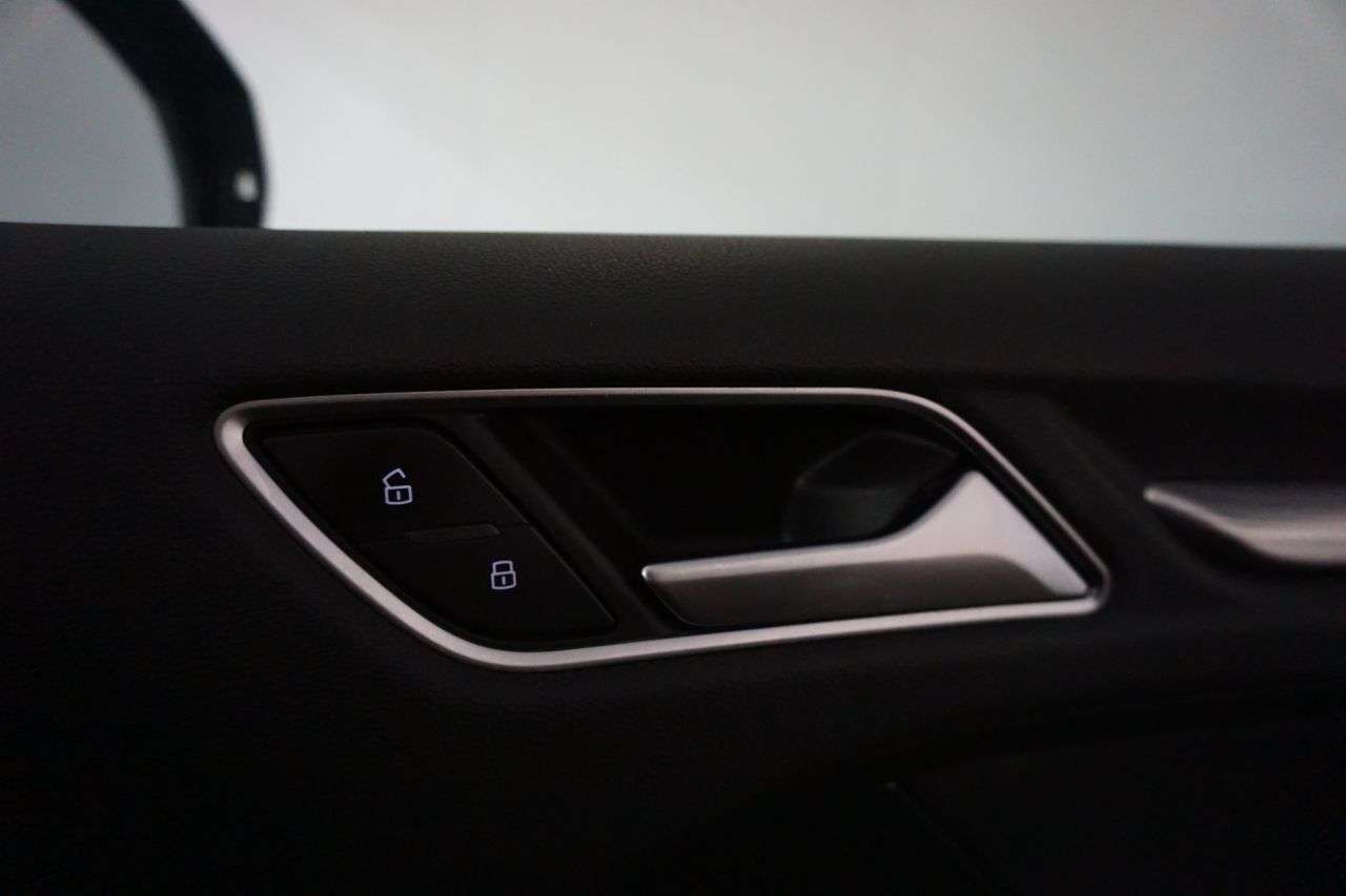 2016 AUDI A3 2016 AUDI A3