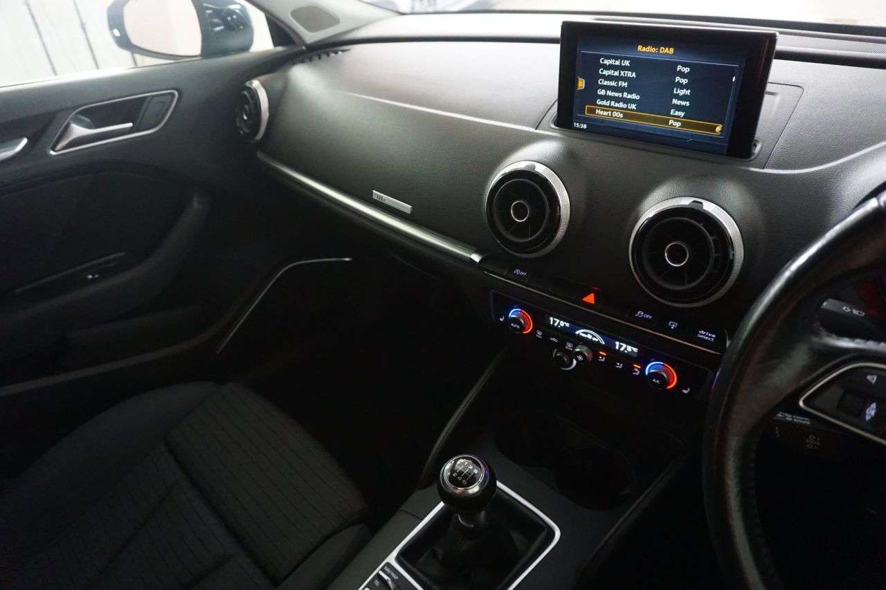 2016 AUDI A3 2016 AUDI A3