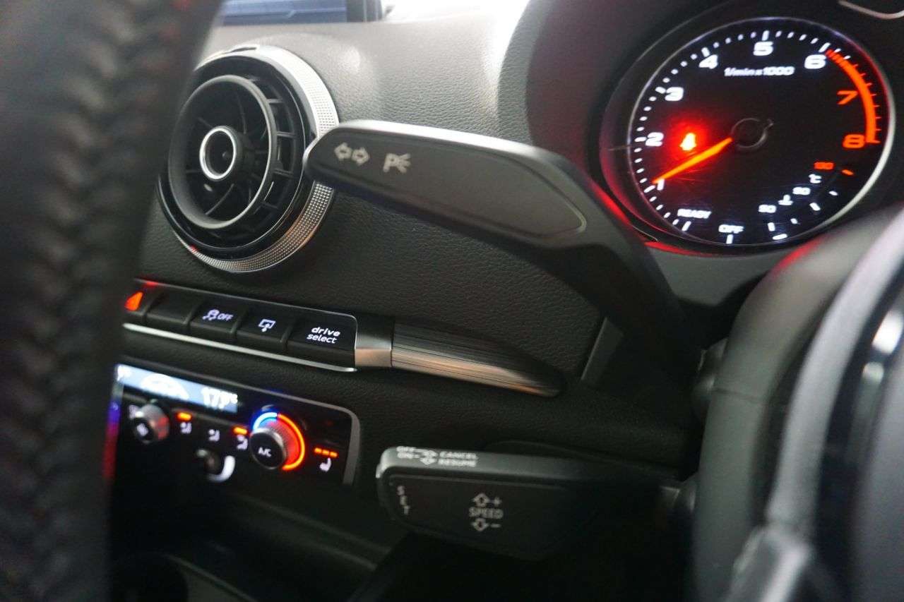 2016 AUDI A3 2016 AUDI A3