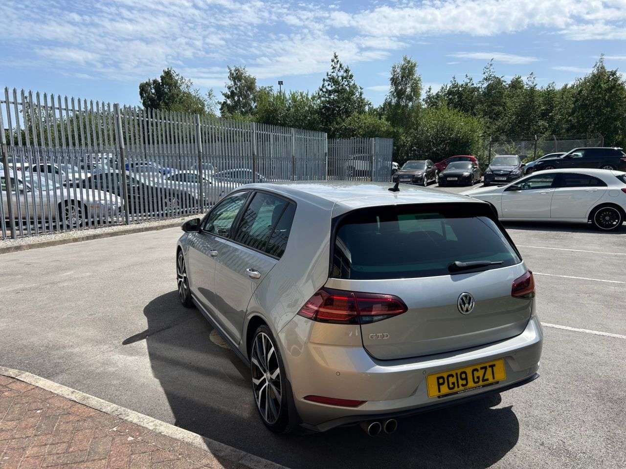 2019 VOLKSWAGEN GOLF 2019 VOLKSWAGEN GOLF