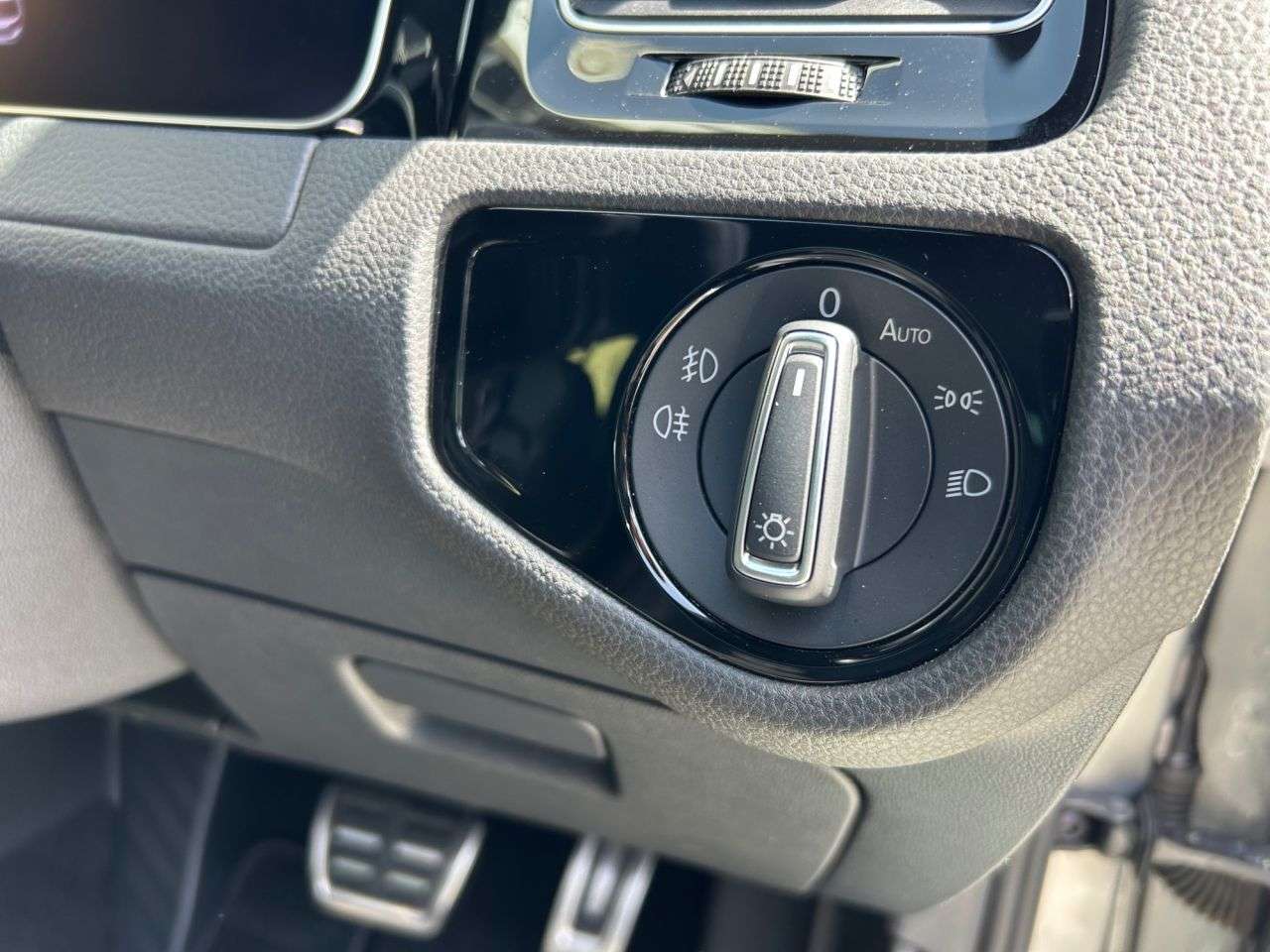 2019 VOLKSWAGEN GOLF 2019 VOLKSWAGEN GOLF