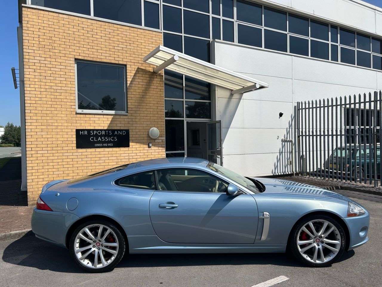 A 2007 JAGUAR XK 4.2 V8 Coupe 2dr Petrol Auto Euro 4 (300 ps)-Superb Low Mileage Example-3 F A 2007 JAGUAR XK 4.2 V8 Coupe 2dr Petrol Auto Euro 4 (300 ps)-Superb Low Mileage Example-3 F