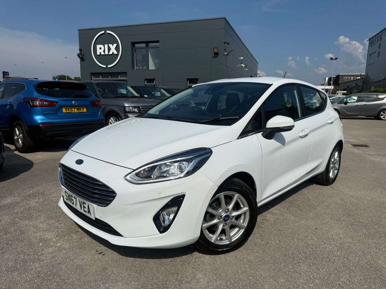 A 2017 FORD FIESTA 1.1 Ti-VCT Zetec Hatchback 5dr Petrol Manual Euro 6 (s/s) (85 ps) A 2017 FORD FIESTA 1.1 Ti-VCT Zetec Hatchback 5dr Petrol Manual Euro 6 (s/s) (85 ps)