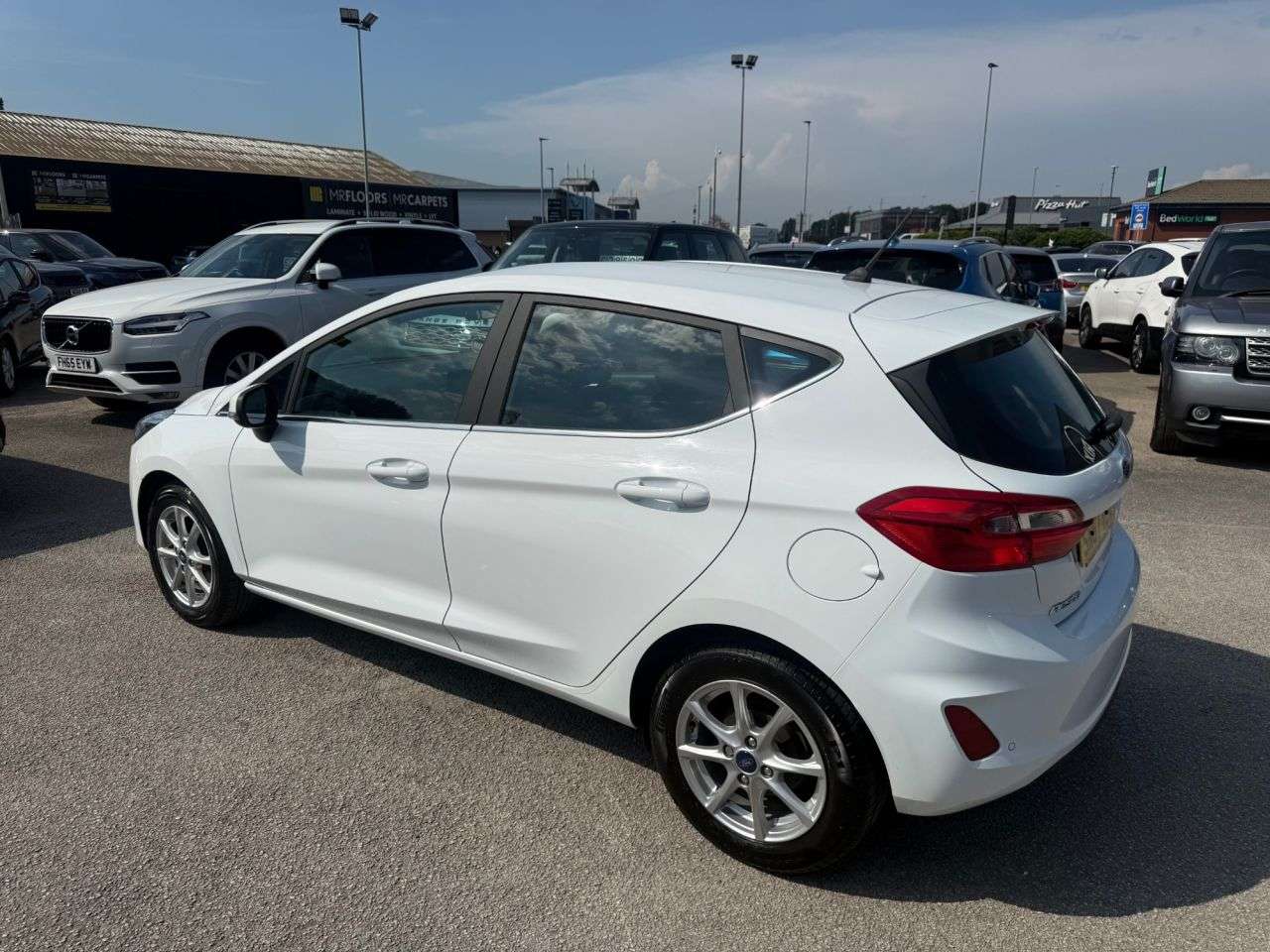 A 2017 FORD FIESTA 1.1 Ti-VCT Zetec Hatchback 5dr Petrol Manual Euro 6 (s/s) (85 ps) A 2017 FORD FIESTA 1.1 Ti-VCT Zetec Hatchback 5dr Petrol Manual Euro 6 (s/s) (85 ps)