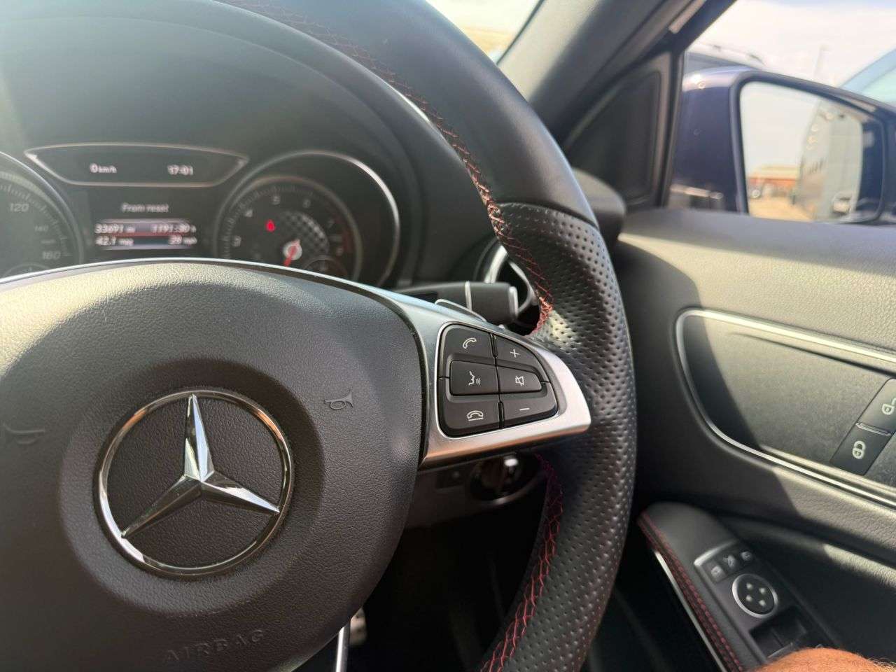 2017 MERCEDES-BENZ A-CLASS 2017 MERCEDES-BENZ A-CLASS
