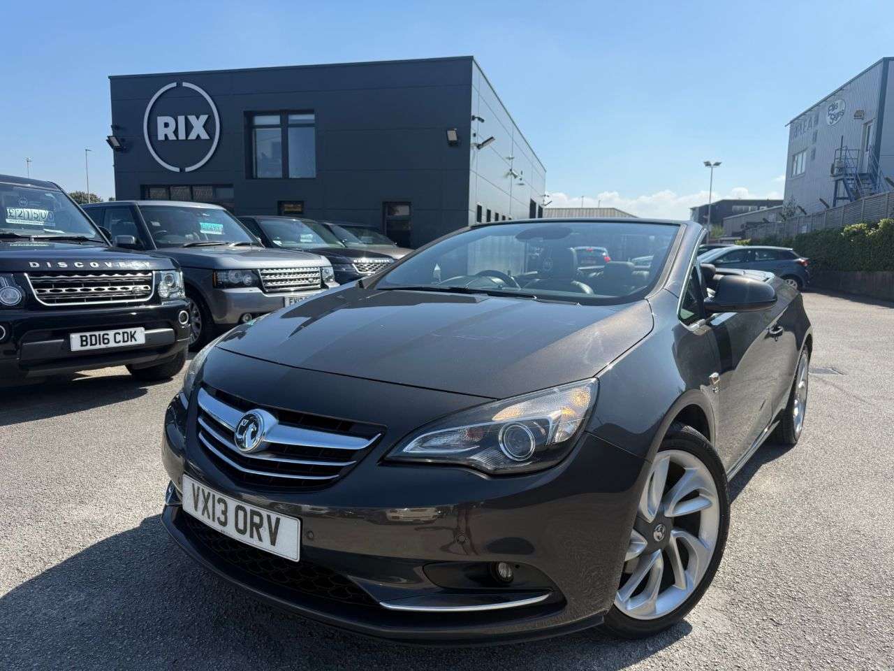 A 2013 VAUXHALL CASCADA 2.0 CDTi Elite Convertible 2dr Diesel Manual Euro 5 A 2013 VAUXHALL CASCADA 2.0 CDTi Elite Convertible 2dr Diesel Manual Euro 5