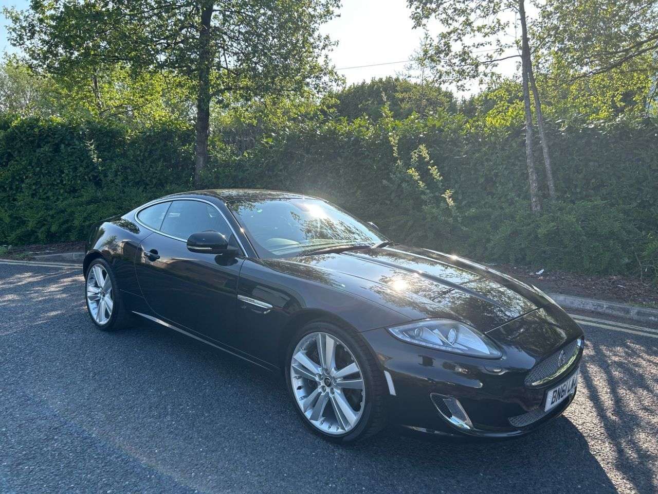 A 2011 JAGUAR XK 5.0 V8 Portfolio Coupe 2dr Petrol Auto Euro 5 (385 ps)-Factory Extras Worth A 2011 JAGUAR XK 5.0 V8 Portfolio Coupe 2dr Petrol Auto Euro 5 (385 ps)-Factory Extras Worth