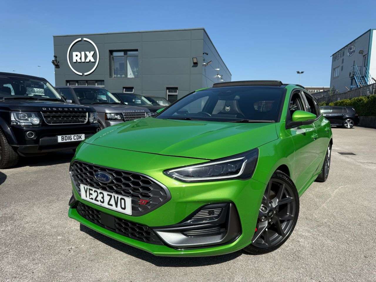 A 2023 FORD FOCUS 2.3T EcoBoost ST Hatchback 5dr Petrol Auto Euro 6-2 OWNERS FROM NEW FINISHE A 2023 FORD FOCUS 2.3T EcoBoost ST Hatchback 5dr Petrol Auto Euro 6-2 OWNERS FROM NEW FINISHE