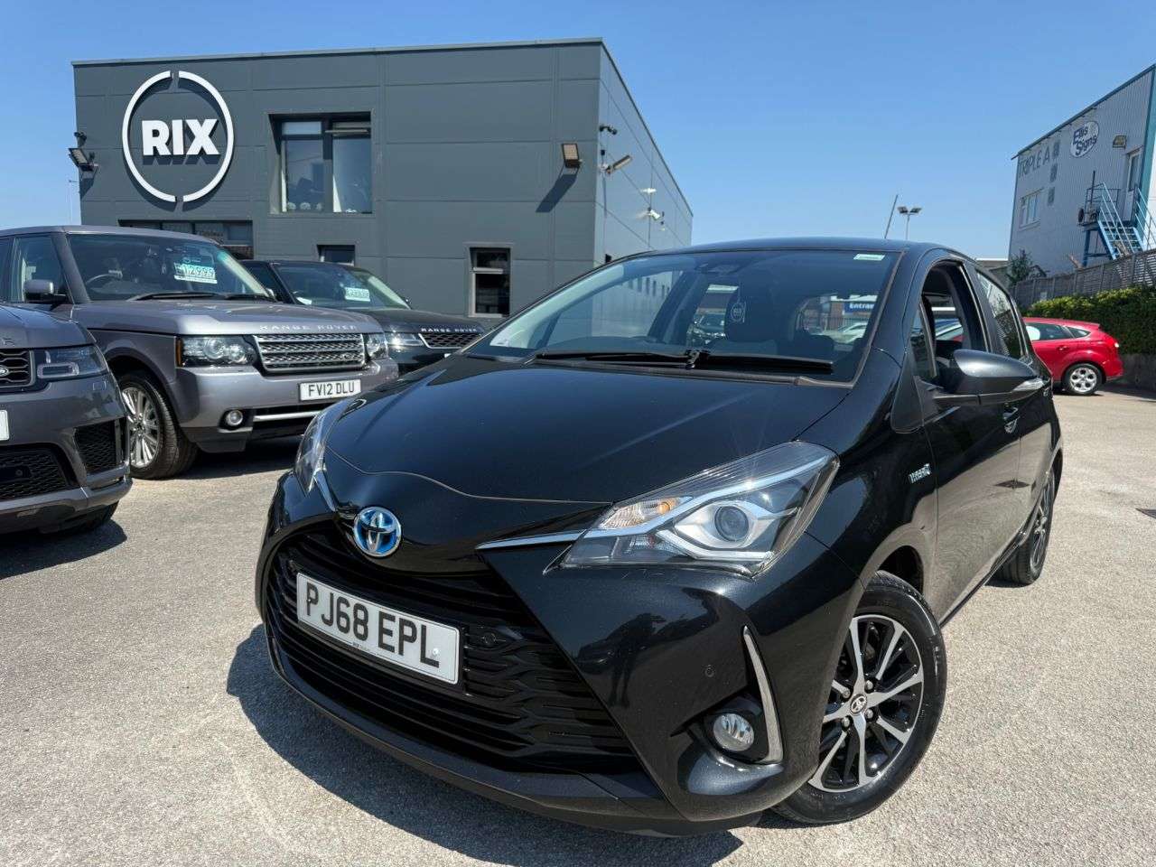 A 2019 TOYOTA YARIS 1.5 VVT-h Icon Tech Hatchback 5dr Petrol Hybrid E-CVT Euro 6-2 FORMER KEEPE A 2019 TOYOTA YARIS 1.5 VVT-h Icon Tech Hatchback 5dr Petrol Hybrid E-CVT Euro 6-2 FORMER KEEPE