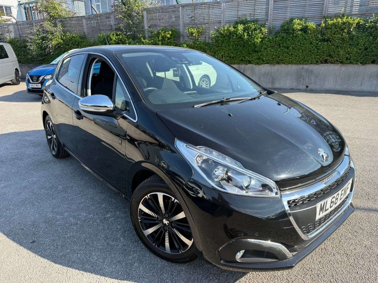 2018 PEUGEOT 208 2018 PEUGEOT 208