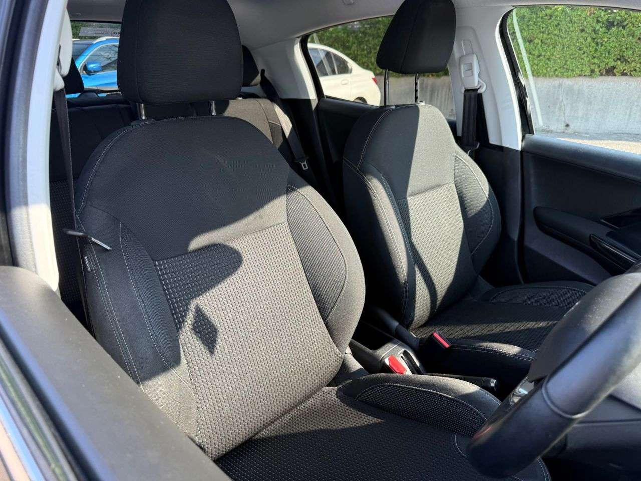 2018 PEUGEOT 208 2018 PEUGEOT 208