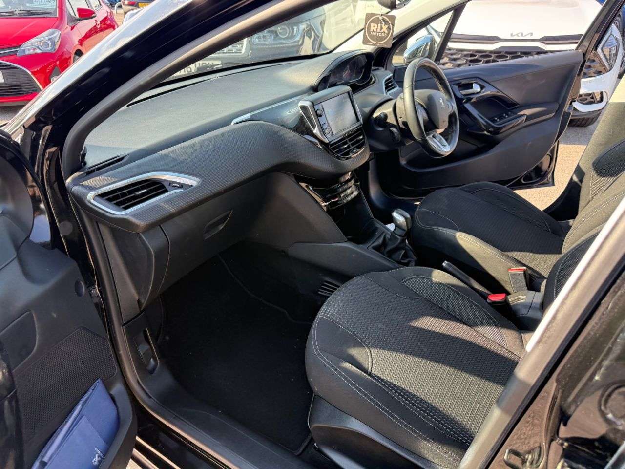 2018 PEUGEOT 208 2018 PEUGEOT 208