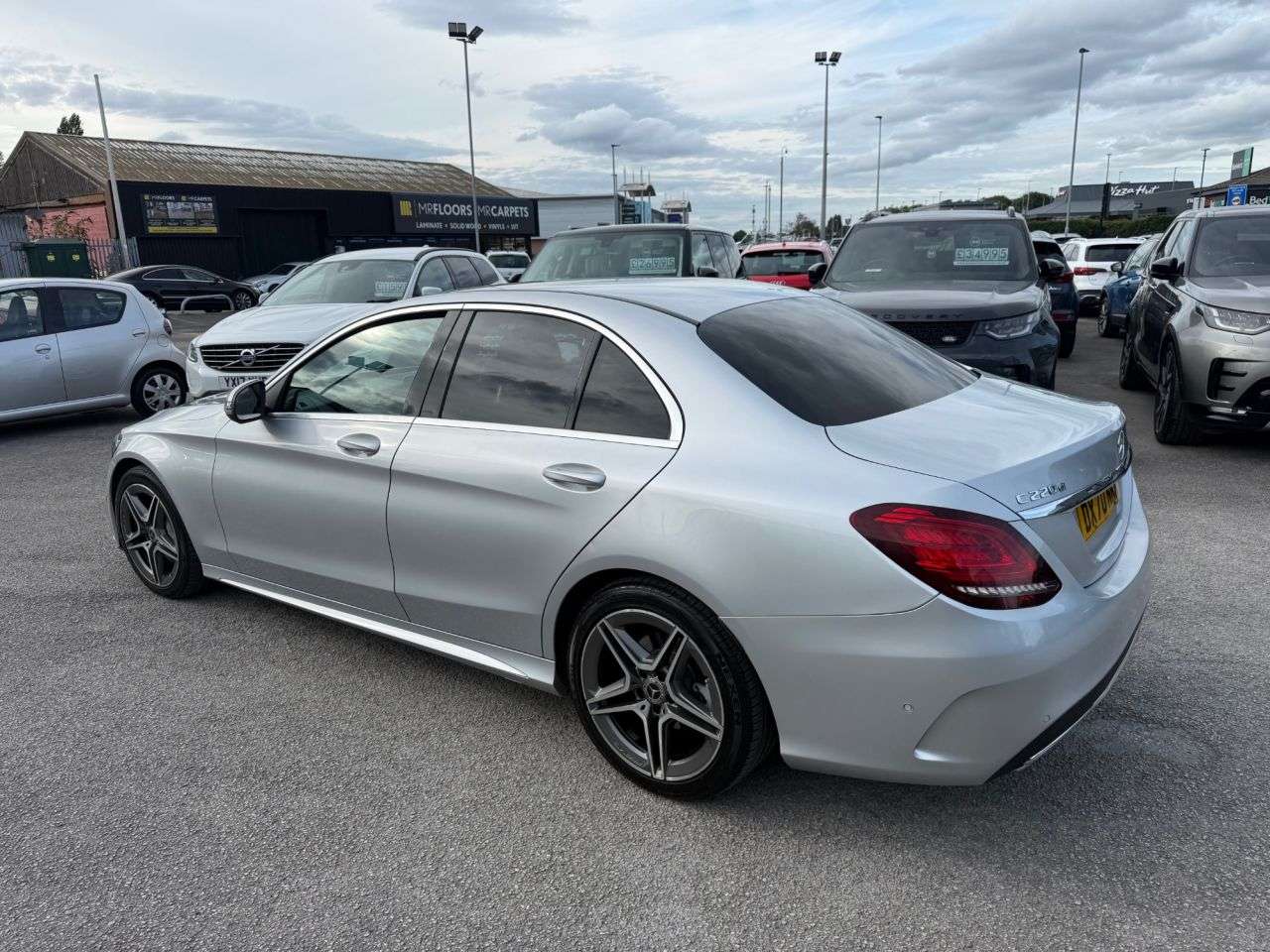 A 2020 MERCEDES-BENZ C CLASS 2.0 C220d AMG Line (Premium) Saloon 4dr Diesel G-Tronic+ Euro 6-2 OWNER CAR A 2020 MERCEDES-BENZ C CLASS 2.0 C220d AMG Line (Premium) Saloon 4dr Diesel G-Tronic+ Euro 6-2 OWNER CAR