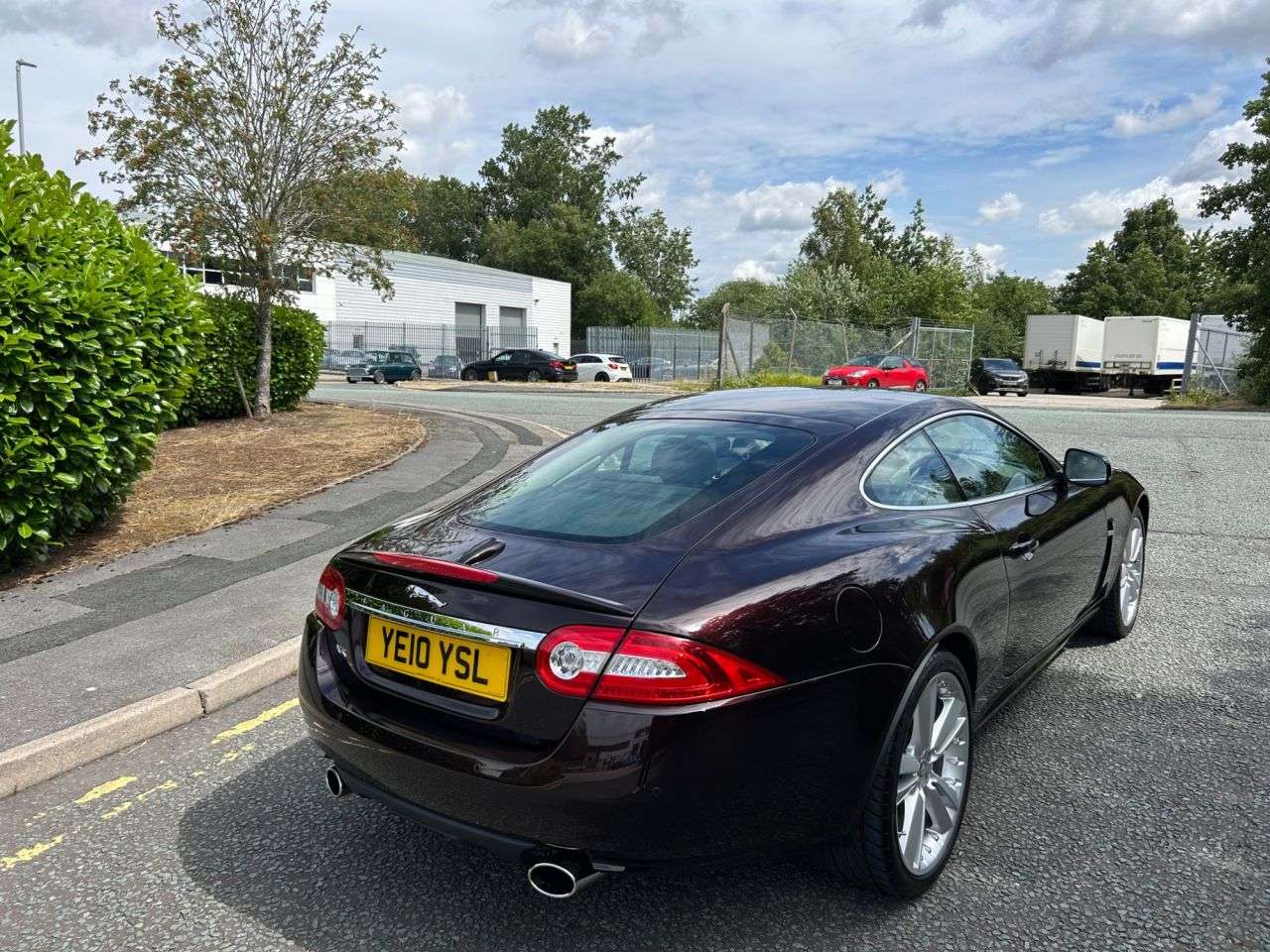 A 2010 JAGUAR XK 5.0 V8 Portfolio Coupe 2dr Petrol Auto Euro 5 (385 ps)-Superb Low Mileage E A 2010 JAGUAR XK 5.0 V8 Portfolio Coupe 2dr Petrol Auto Euro 5 (385 ps)-Superb Low Mileage E