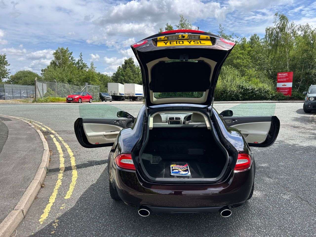 2010 JAGUAR XK 2010 JAGUAR XK