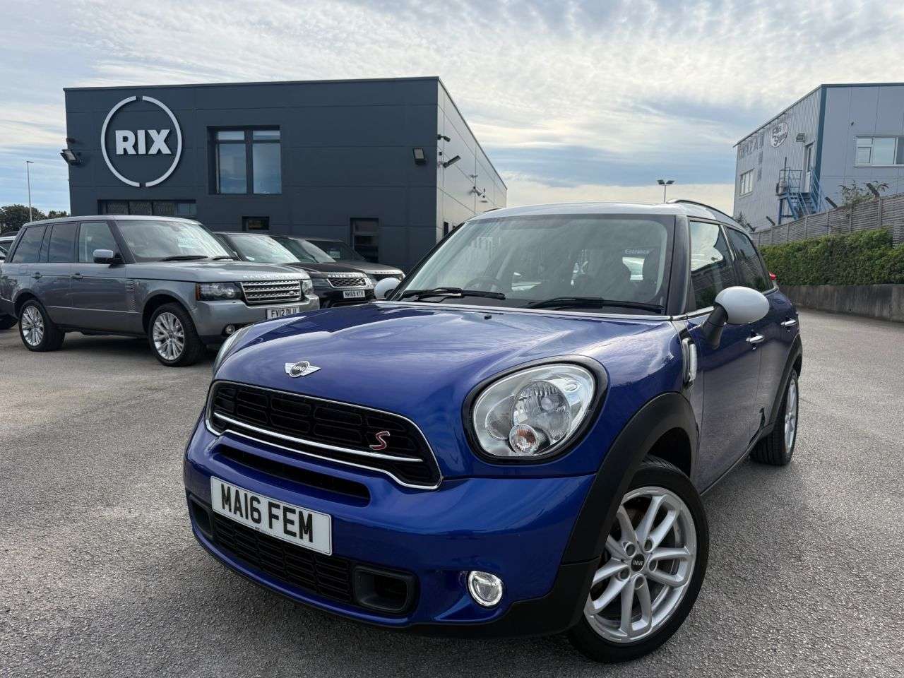 A 2016 MINI COUNTRYMAN 2.0 Cooper SD SUV 5dr Diesel Manual Euro 5 (s/s) (143 ps) A 2016 MINI COUNTRYMAN 2.0 Cooper SD SUV 5dr Diesel Manual Euro 5 (s/s) (143 ps)