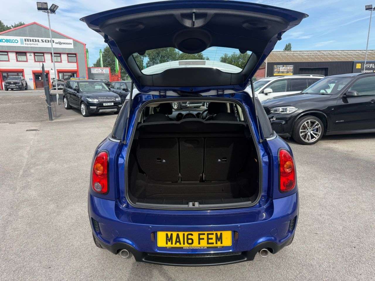 2016 MINI COUNTRYMAN 2016 MINI COUNTRYMAN