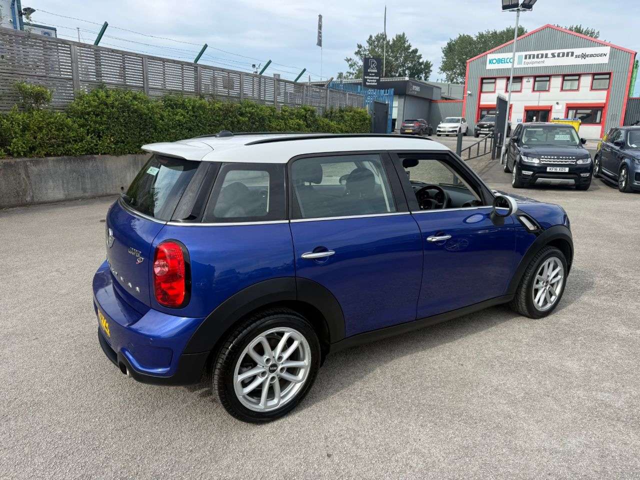 2016 MINI COUNTRYMAN 2016 MINI COUNTRYMAN