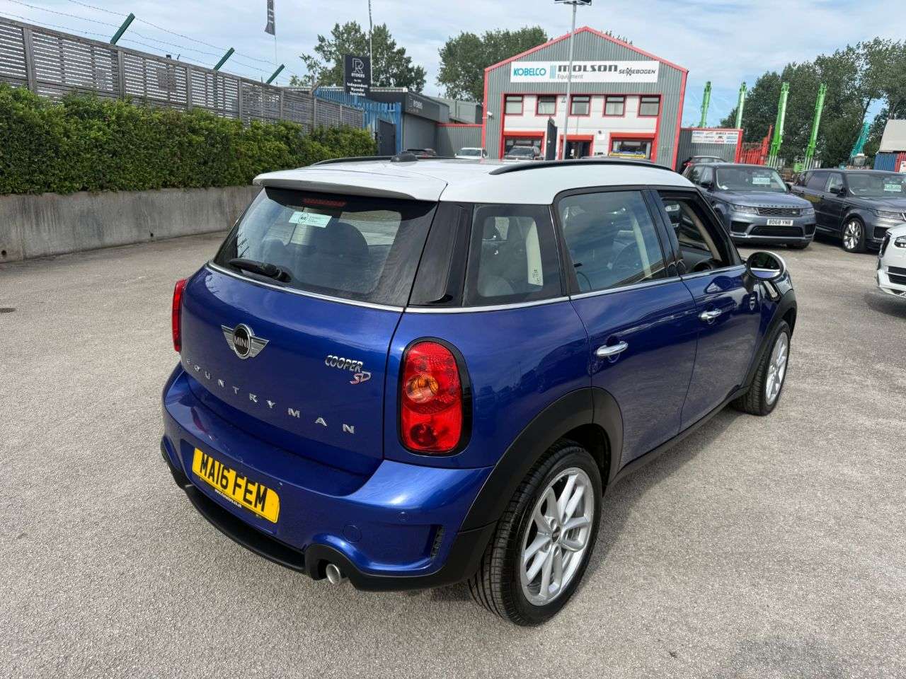 2016 MINI COUNTRYMAN 2016 MINI COUNTRYMAN
