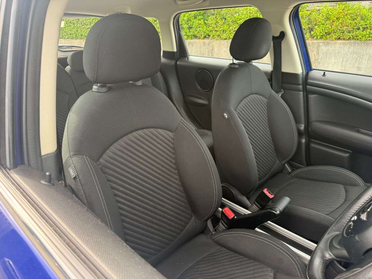 2016 MINI COUNTRYMAN 2016 MINI COUNTRYMAN