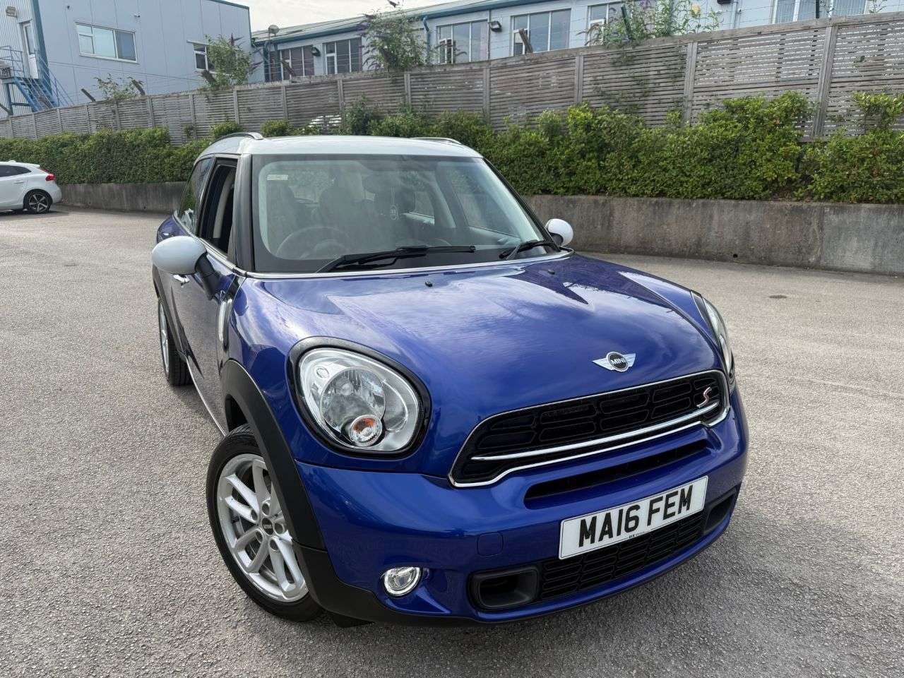 2016 MINI COUNTRYMAN 2016 MINI COUNTRYMAN