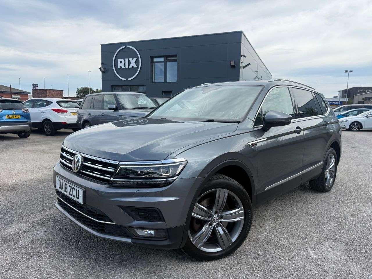 A 2018 VOLKSWAGEN TIGUAN ALLSPACE SEL TDI 4MOTION DSG A 2018 VOLKSWAGEN TIGUAN ALLSPACE SEL TDI 4MOTION DSG