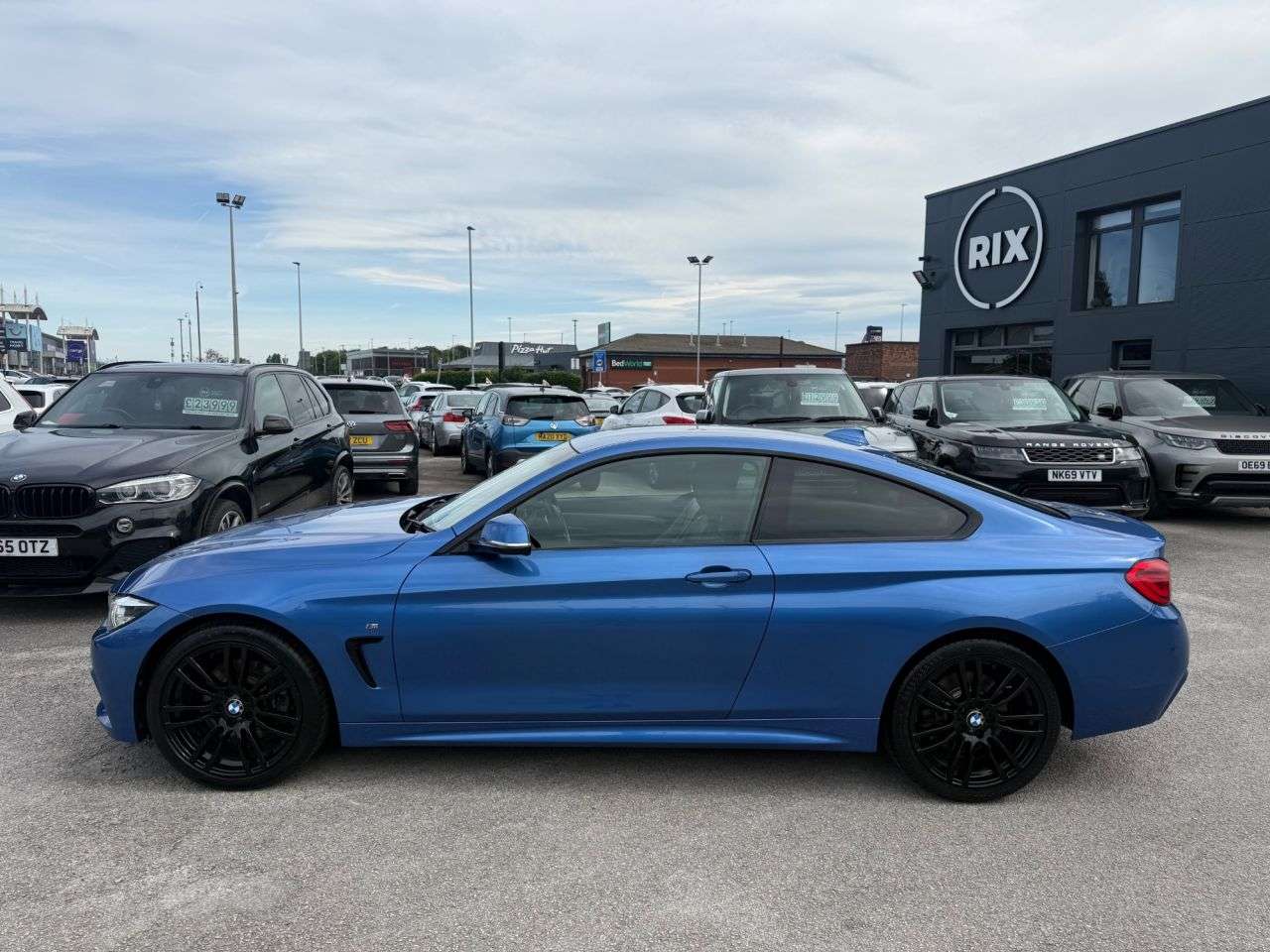 A 2018 BMW 4 SERIES 3.0 430d M Sport Coupe 2dr Diesel Auto Euro 6-2 FORMER KEEPERS FINISHED IN A 2018 BMW 4 SERIES 3.0 430d M Sport Coupe 2dr Diesel Auto Euro 6-2 FORMER KEEPERS FINISHED IN