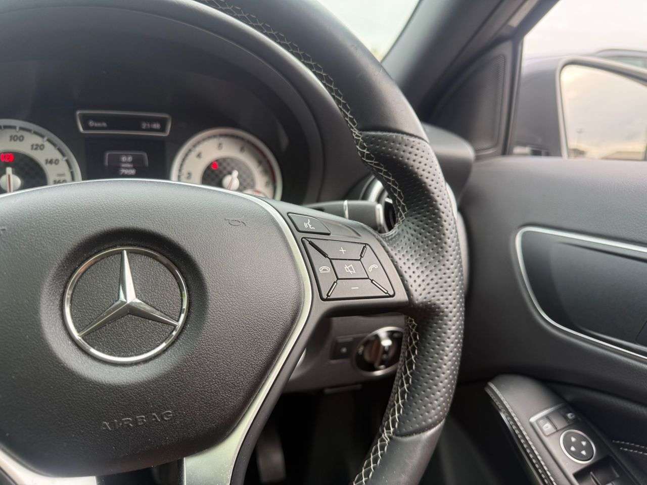2015 MERCEDES-BENZ A CLASS 2015 MERCEDES-BENZ A CLASS