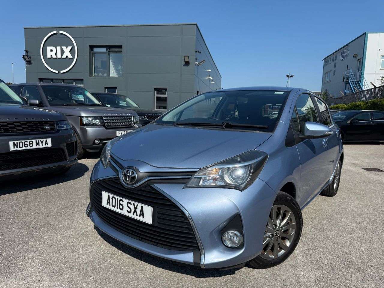 A 2016 TOYOTA YARIS 1.33 Dual VVT-i Icon Hatchback 5dr Petrol Manual Euro 6-2 OWNERS FROM NEW-B A 2016 TOYOTA YARIS 1.33 Dual VVT-i Icon Hatchback 5dr Petrol Manual Euro 6-2 OWNERS FROM NEW-B