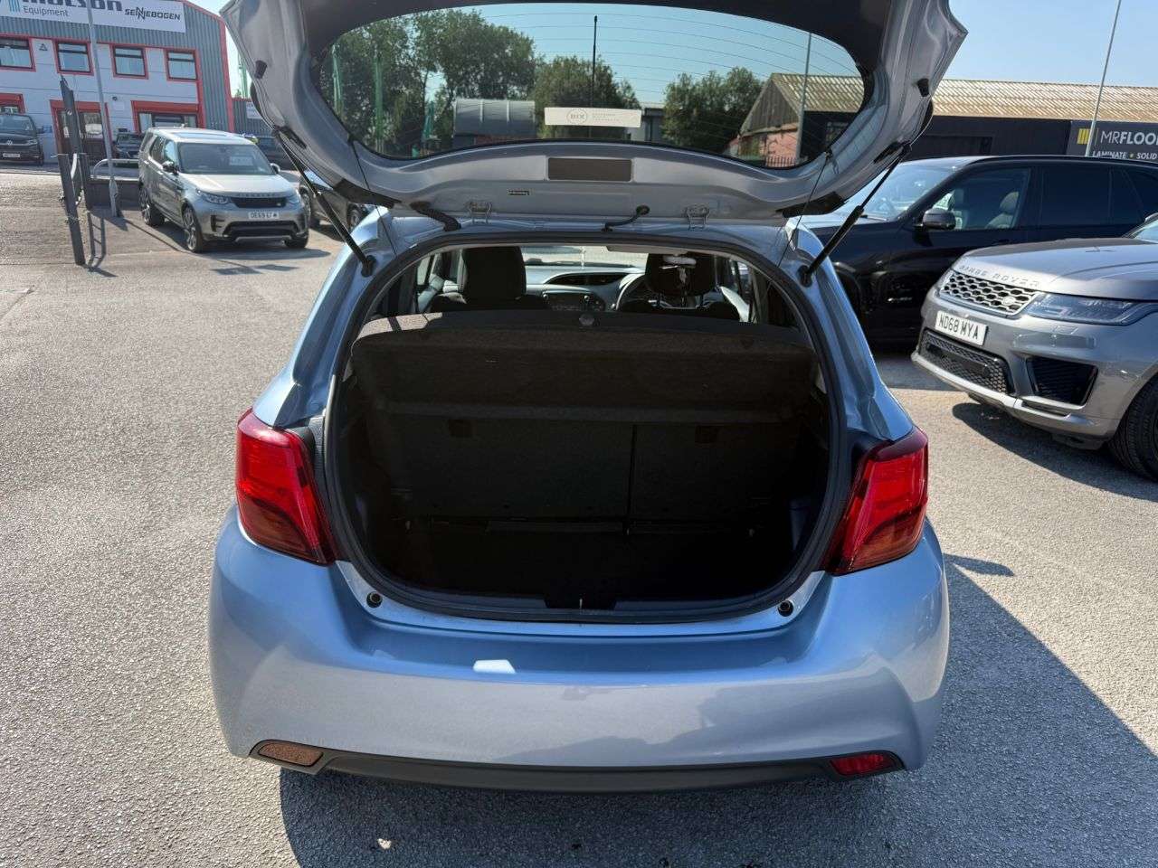 2016 TOYOTA YARIS 2016 TOYOTA YARIS