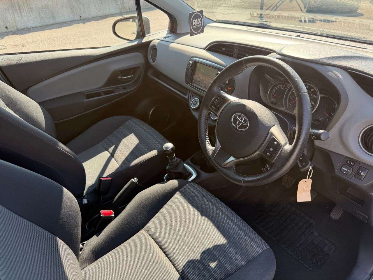 2016 TOYOTA YARIS 2016 TOYOTA YARIS